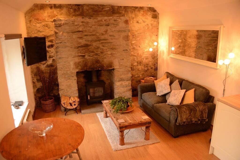 The Cottage Gairlochy Spean Bridge Eksteriør bilde
